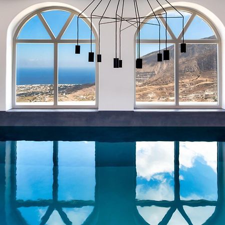 Skyfall Suites - Adults Only Pýrgos Dış mekan fotoğraf