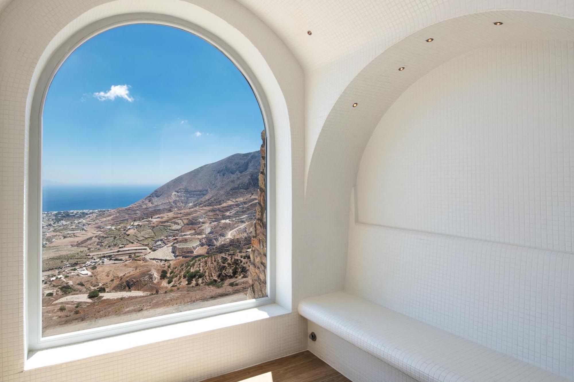 Skyfall Suites - Adults Only Pýrgos Dış mekan fotoğraf
