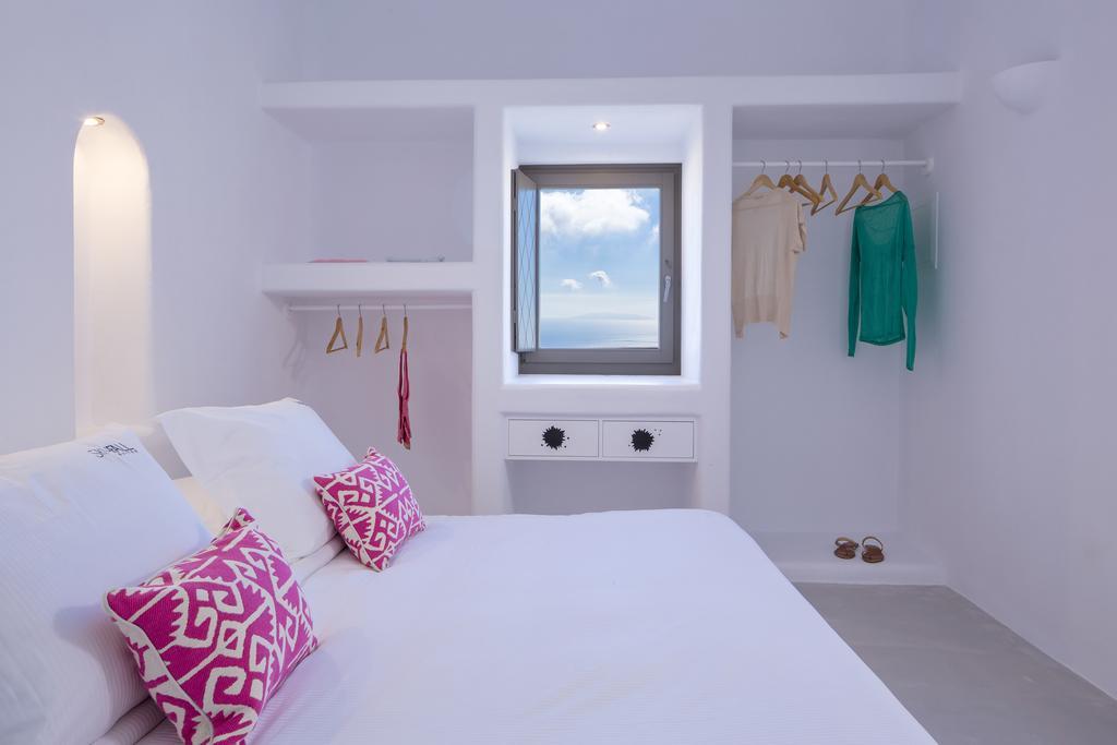 Skyfall Suites - Adults Only Pýrgos Dış mekan fotoğraf