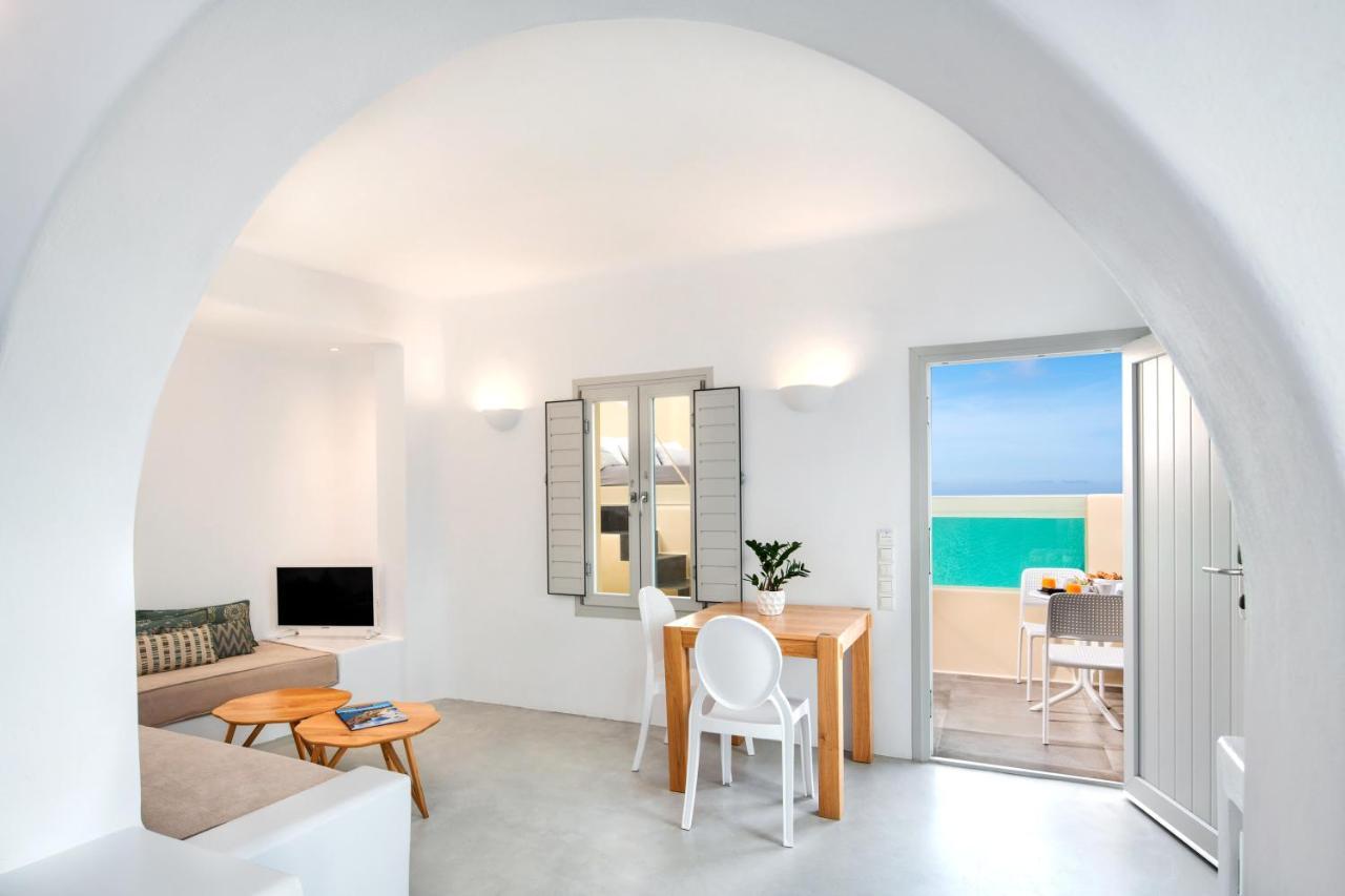 Skyfall Suites - Adults Only Pýrgos Dış mekan fotoğraf