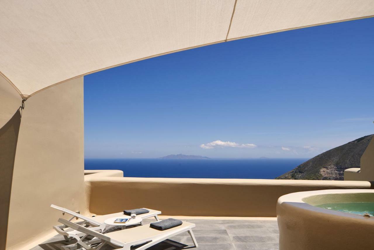 Skyfall Suites - Adults Only Pýrgos Dış mekan fotoğraf